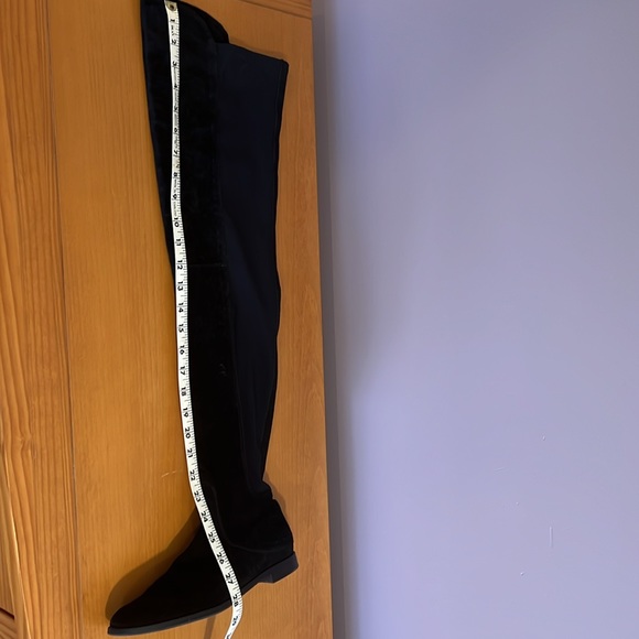 Suede black over-the-knee boots Size 39. Pull-on with stretch back. Used. - Picture 2 of 9